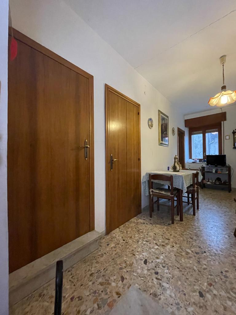 Detached house in the urban centre (via Boiardo, 5)