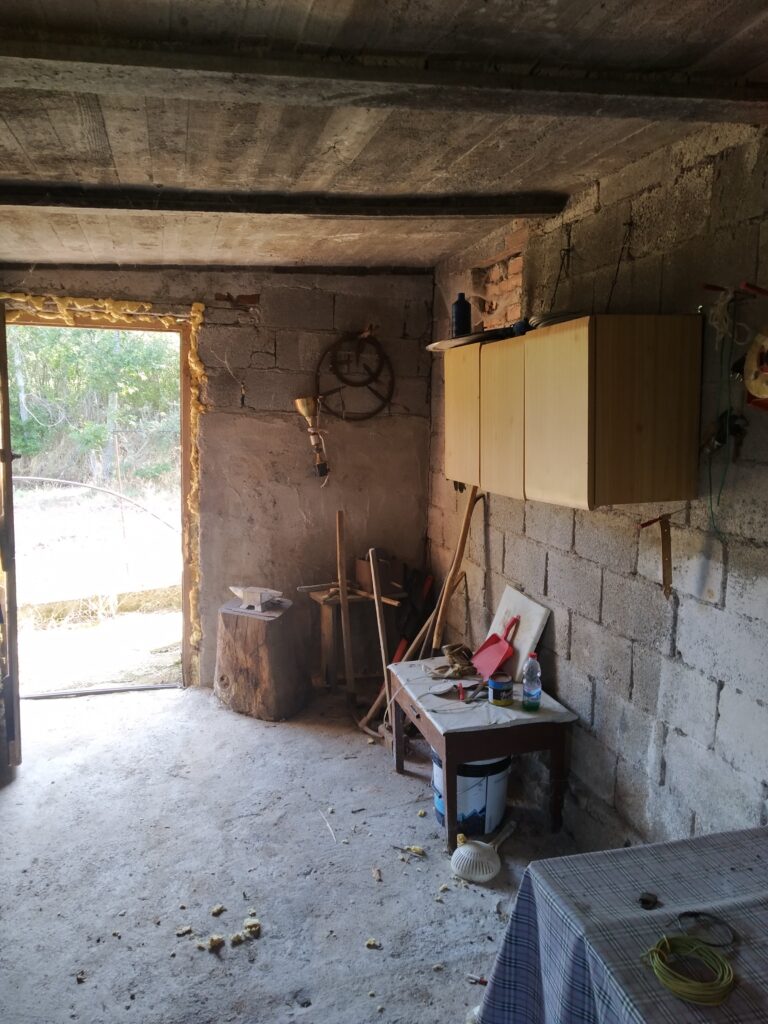 Casa indipendente con terreno (c.da Mirricchio, 1 A/B)