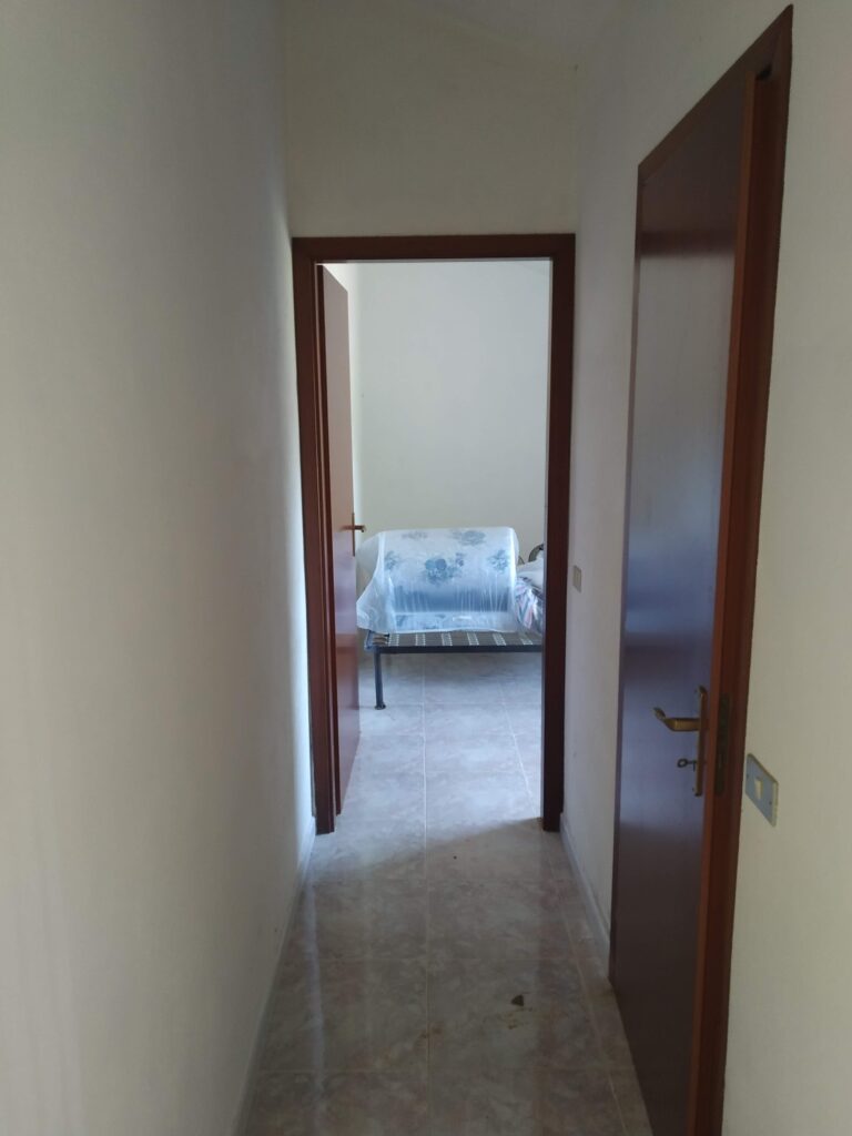 Casa indipendente con terreno (c.da Mirricchio, 1 A/B)