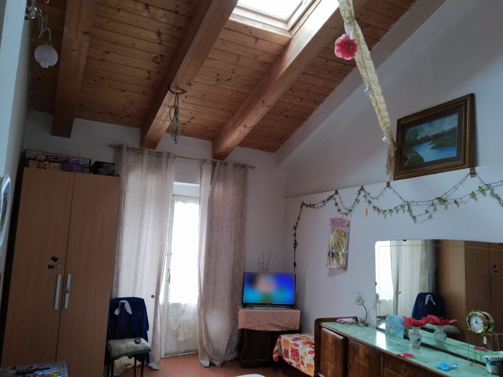 Casa indipendente nel centro storico (via Magenta, 3)