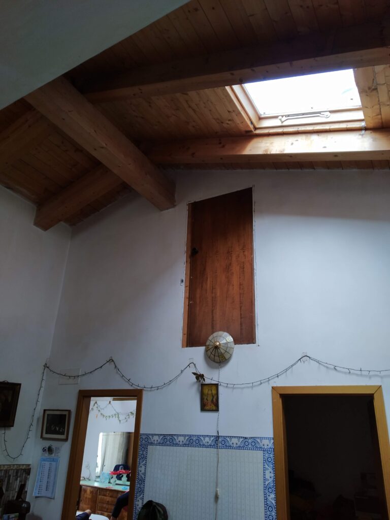 Casa indipendente nel centro storico (via Magenta, 3)