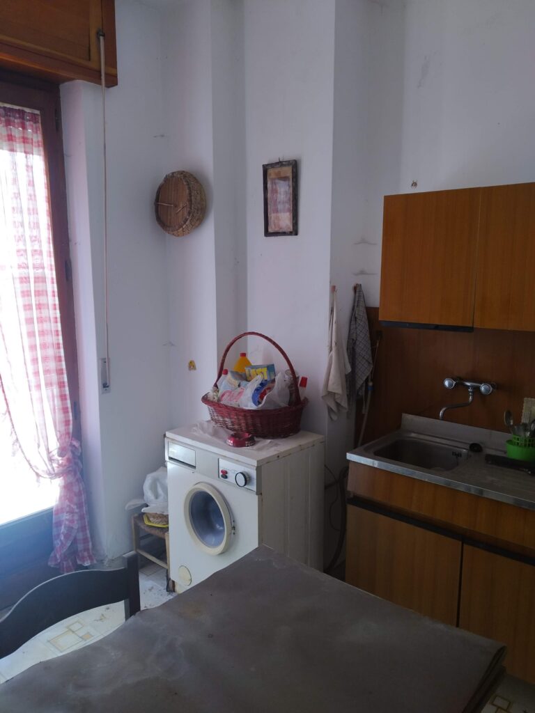 Casa indipendente nel centro urbano (via Boiardo, 8)