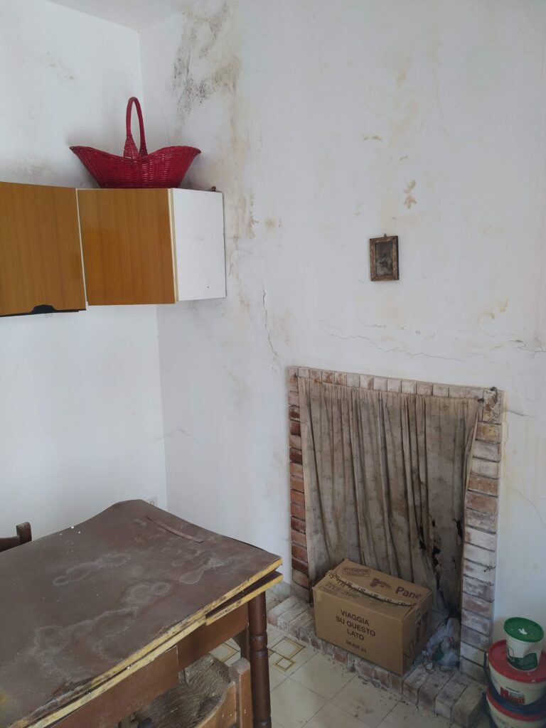 Casa indipendente nel centro urbano (via Boiardo, 8)
