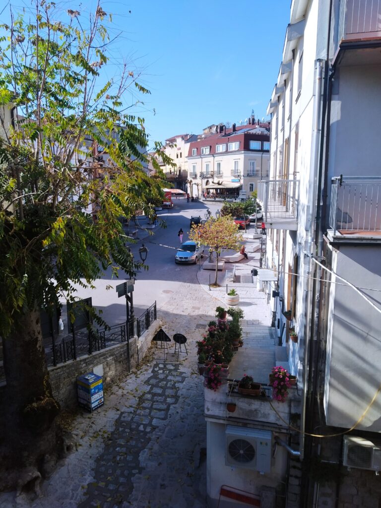 Casa indipendente nel centro urbano (via Boiardo, 8)