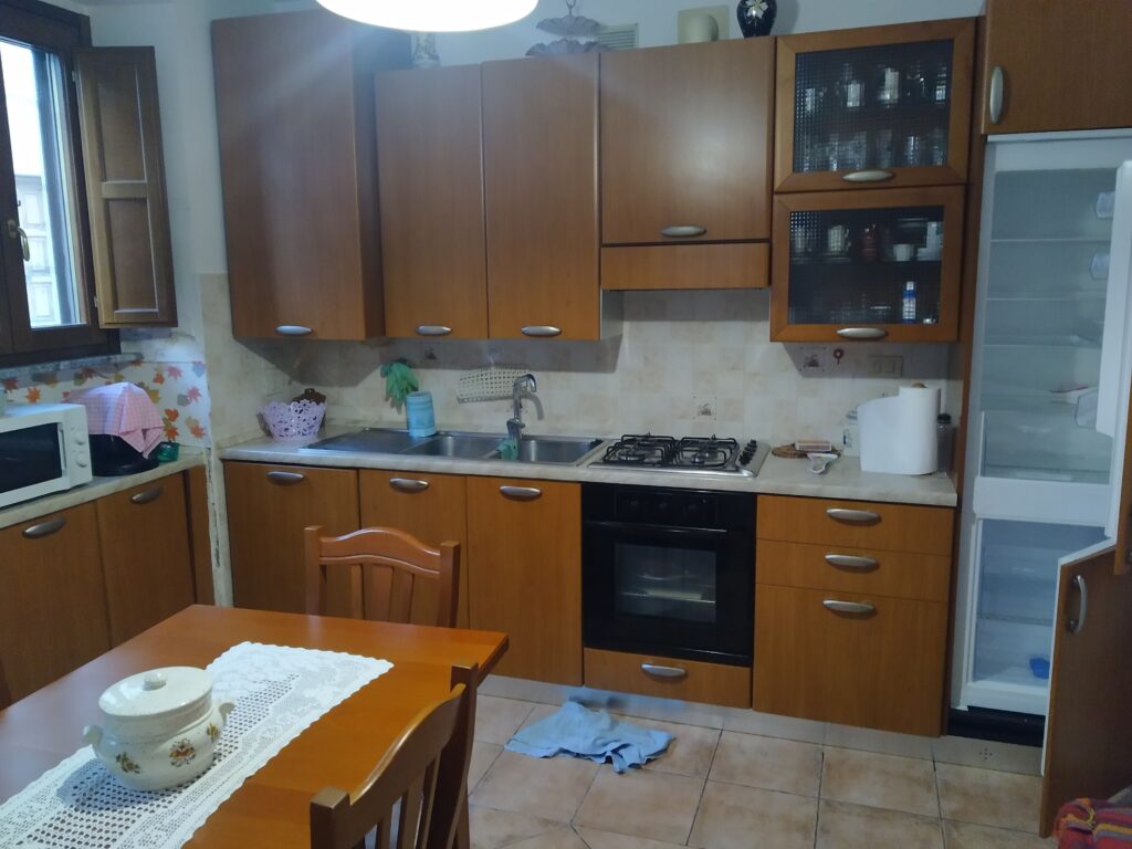 Detached house in the historic center (largo E. Pimmentel, 5)