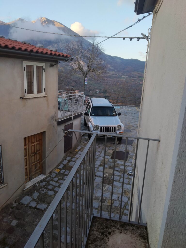 Detached house in the historic center (largo E. Pimmentel, 5)