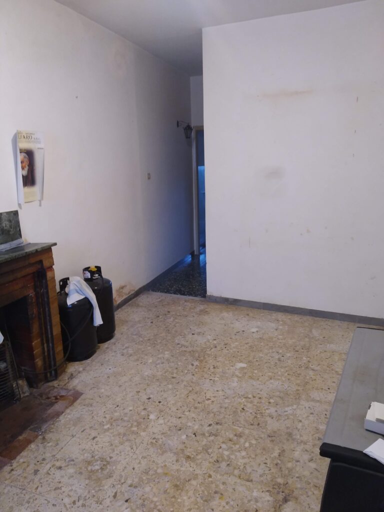 Detached house in the historic center (largo E. Pimmentel, 5)