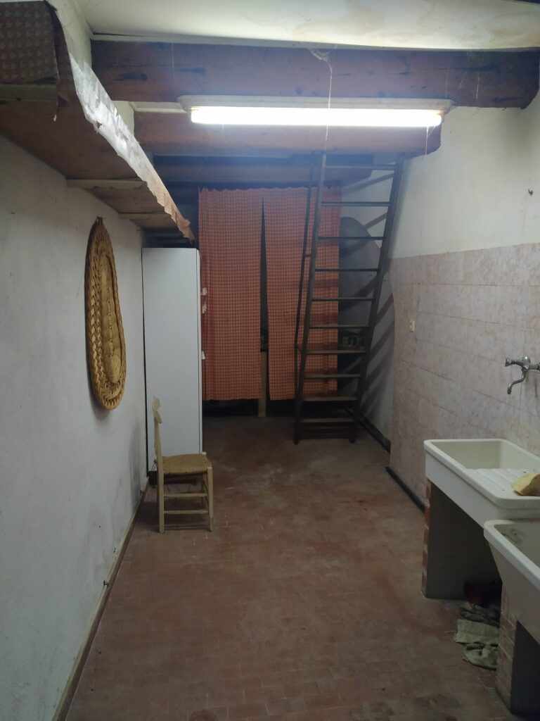 Detached house in the historic center (largo E. Pimmentel, 5)