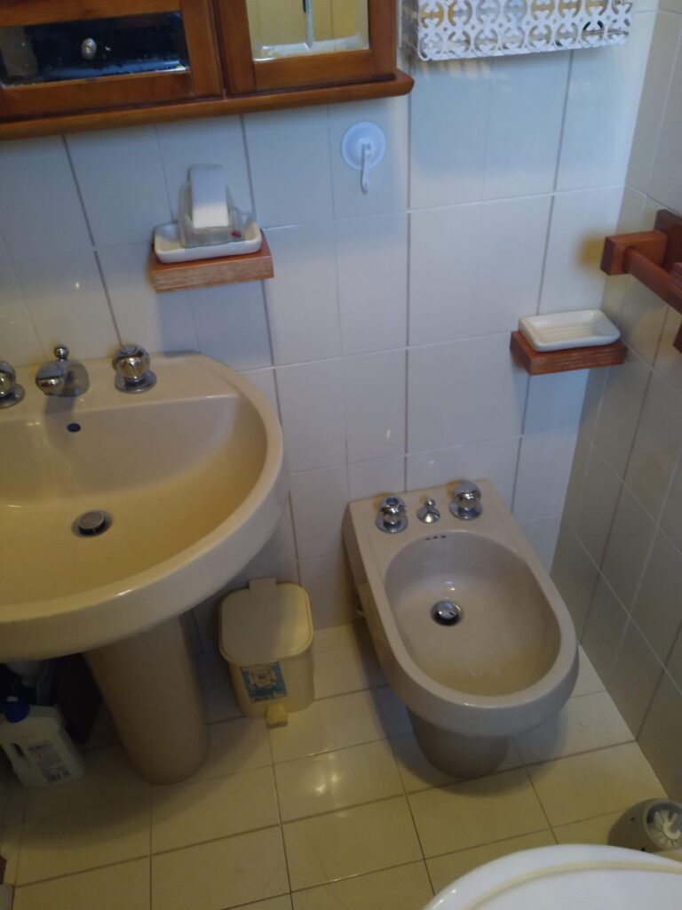 Detached house in the historic center (largo E. Pimmentel, 5)