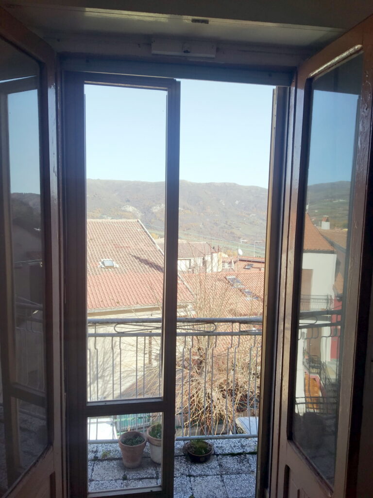 Casa indipendente nel centro urbano (piazza Indipendenza, 3)
