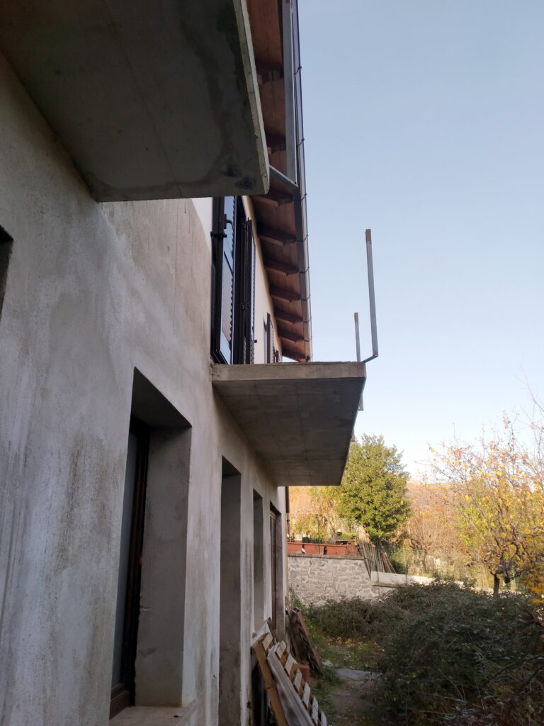 Casa indipendente nel centro urbano (corso Vittorio Emanuele II°, 142)