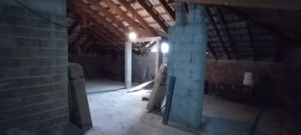 Villa with land in Mingarelli hamlet (via Mingarelli, 1)
