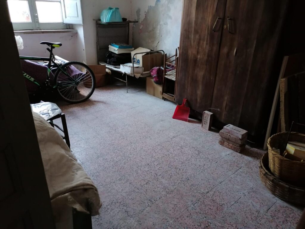 Casa indipendente nel centro urbano (via Esopo, 4)