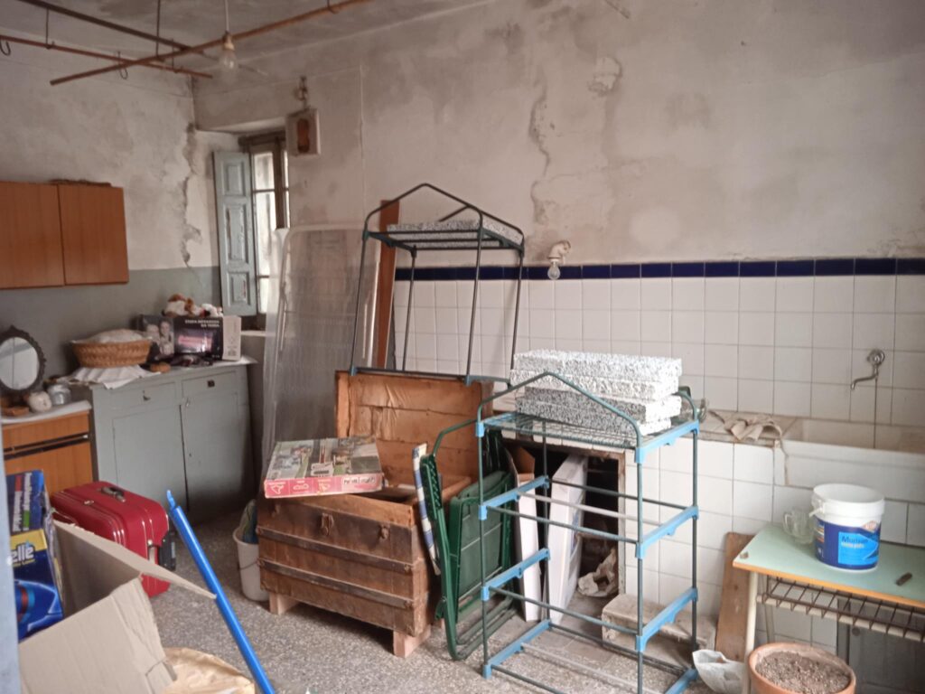 Casa indipendente nel centro urbano (via Esopo, 4)
