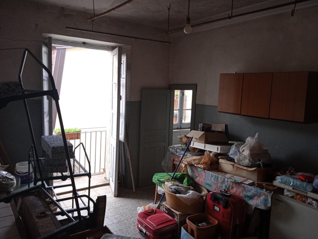 Casa indipendente nel centro urbano (via Esopo, 4)