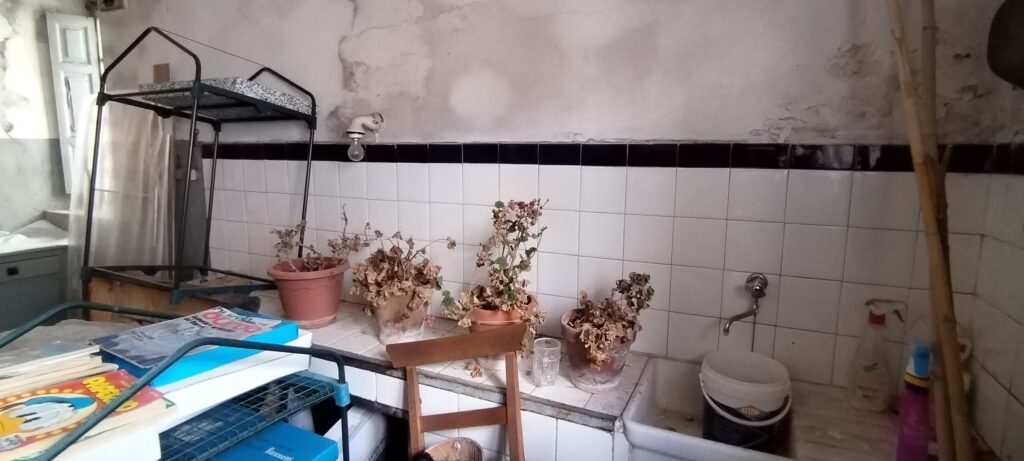 Casa indipendente nel centro urbano (via Esopo, 4)