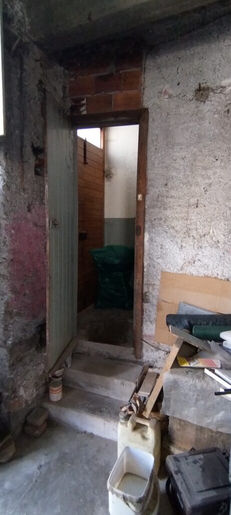 Casa indipendente nel centro urbano (via Esopo, 4)