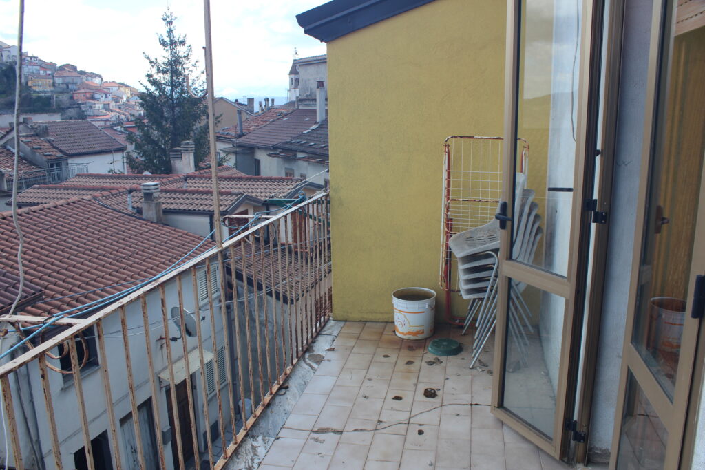 Casa indipendente nel centro urbano (via Bonghi, 8)