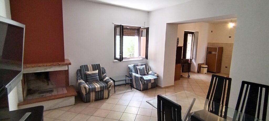 Detached house in a rural area (c.da Cursone, 6)
