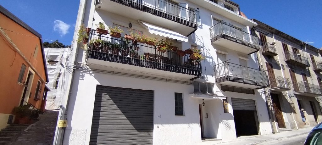 Apartment in the urban centre (via Zanardelli, 40 I. 2)