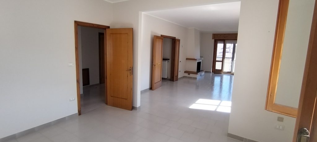 Apartment in the urban centre (via Piave, 2)