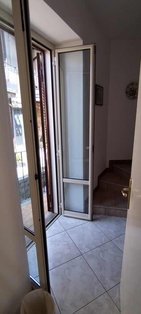 Detached house in the historic center (via Dante, 67)
