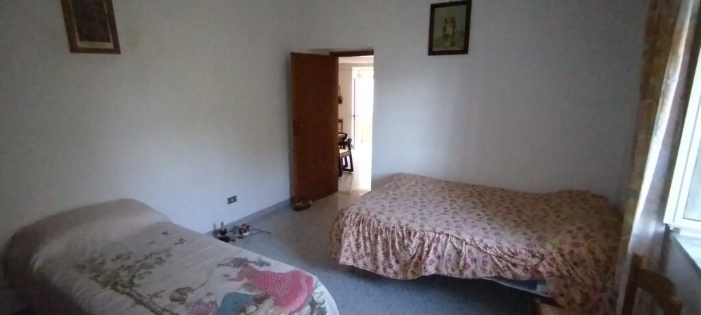 Casa indipendente con terreno e garage (c.da Mirricchio, 3-4)