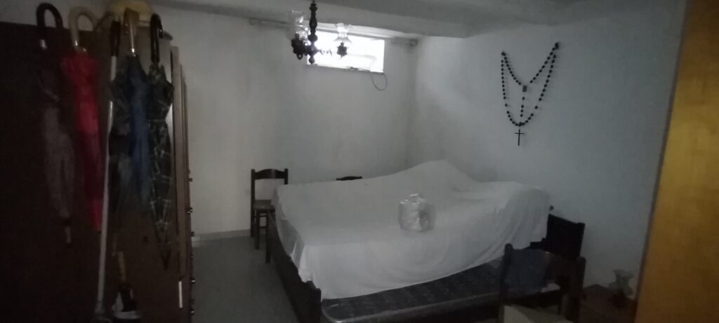 Casa indipendente con terreno e garage (c.da Mirricchio, 3-4)