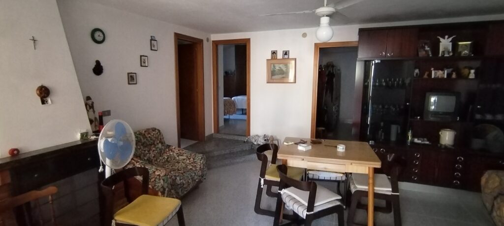 Casa indipendente con terreno e garage (c.da Mirricchio, 3-4)