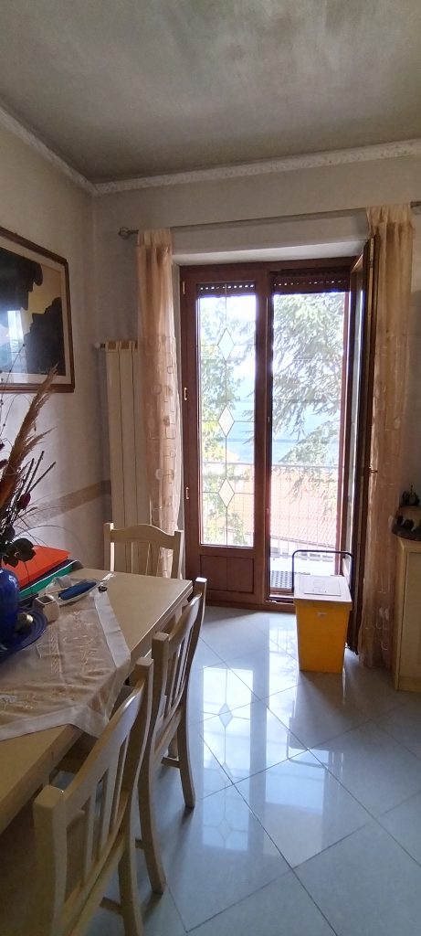 Casa indipendente nel centro urbano (via Roma, 37)