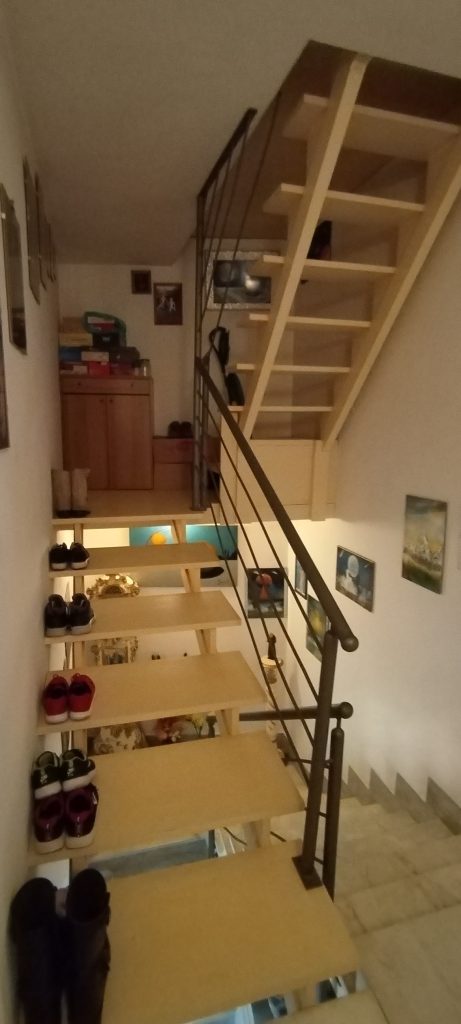Casa indipendente nel centro urbano (via Roma, 37)
