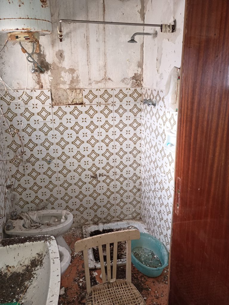 Casa indipendente con terreno in un’area rurale (c.da Mirricchio, 6)