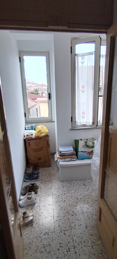 Casa indipendente nel centro urbano (via Leopardi, 8)