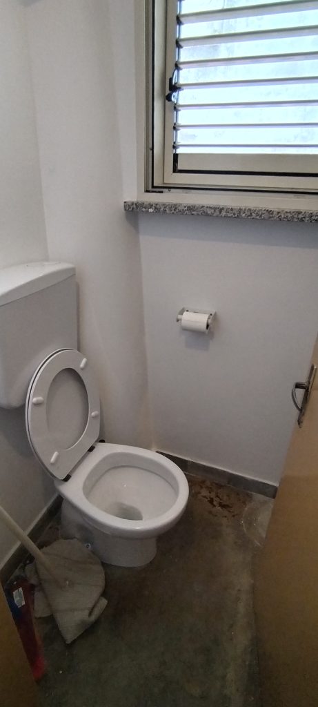 Casa indipendente nel centro urbano (via Leopardi, 8)