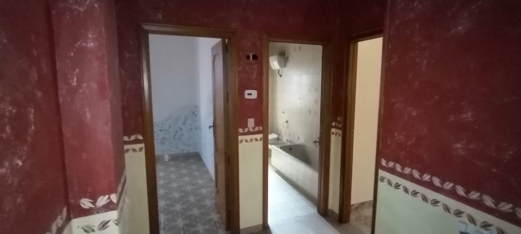 Apartment in the urban centre (via Aldo Moro, 11 I. 1)