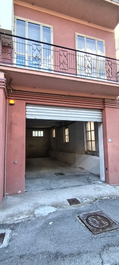 Apartment in the urban centre (via Aldo Moro, 11 I. 1)