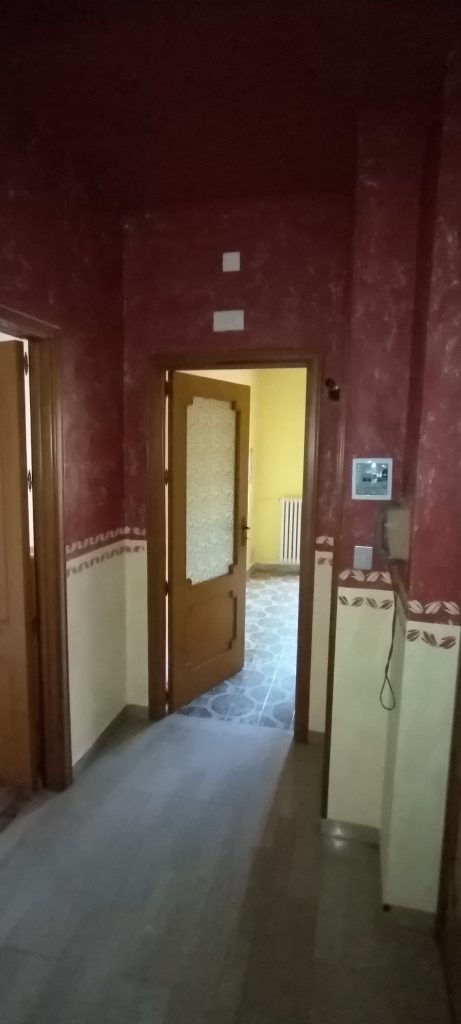 Apartment in the urban centre (via Aldo Moro, 11 I. 1)