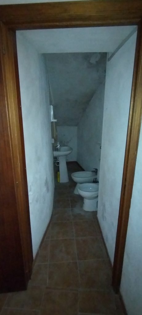 Casa indipendente nel centro urbano (via Volturno, 6)