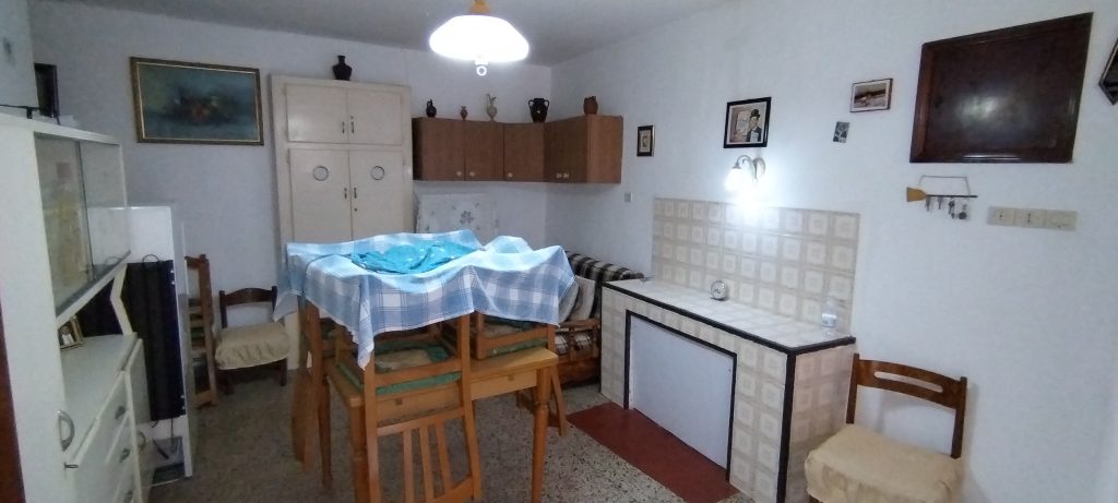 Casa indipendente nel centro urbano (via Volturno, 6)