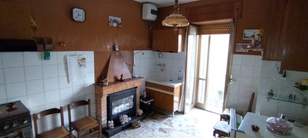 Casa indipendente nel centro storico (via Demostene, 6)
