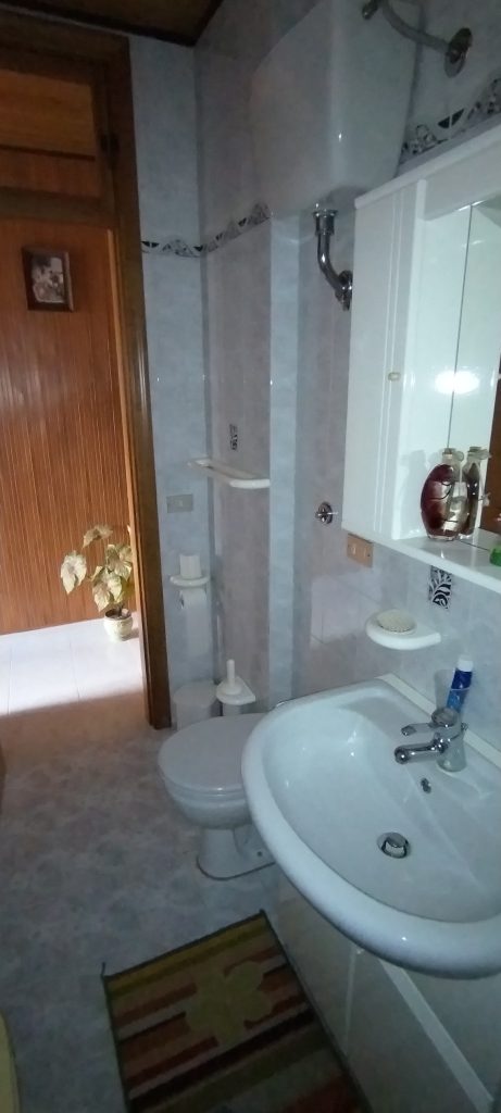 Casa indipendente nel centro storico (via Demostene, 6)