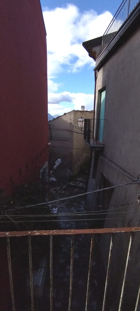 Casa indipendente nel centro storico (via XX Settembre, 23)
