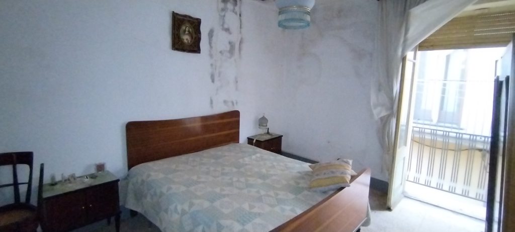 Casa indipendente nel centro storico (via Morosini, 38)