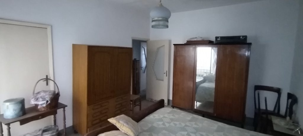 Casa indipendente nel centro storico (via Morosini, 38)