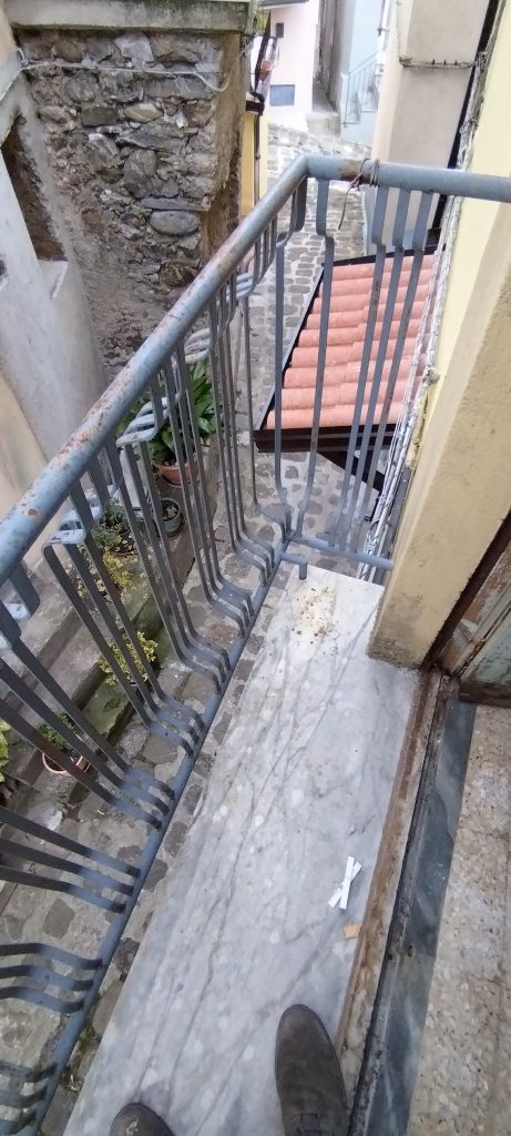 Casa indipendente nel centro storico (via Morosini, 38)