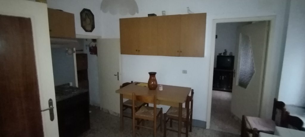 Casa indipendente nel centro storico (via Morosini, 38)