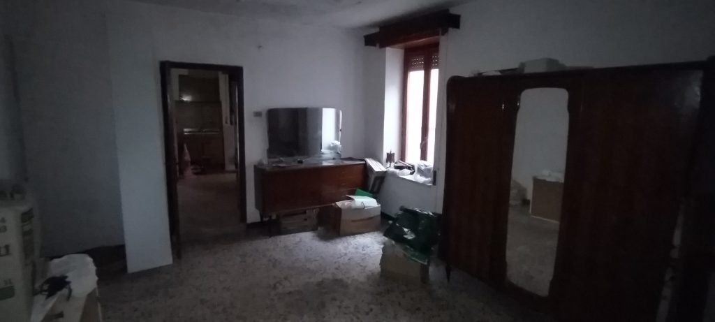 Detached house in the historic center (via Morosini, 32)