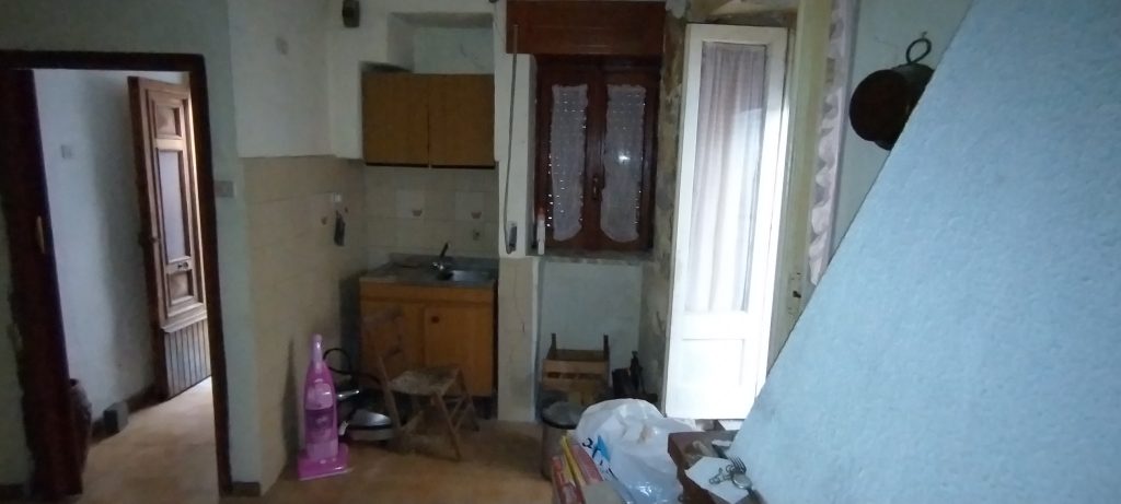 Detached house in the historic center (via Morosini, 32)