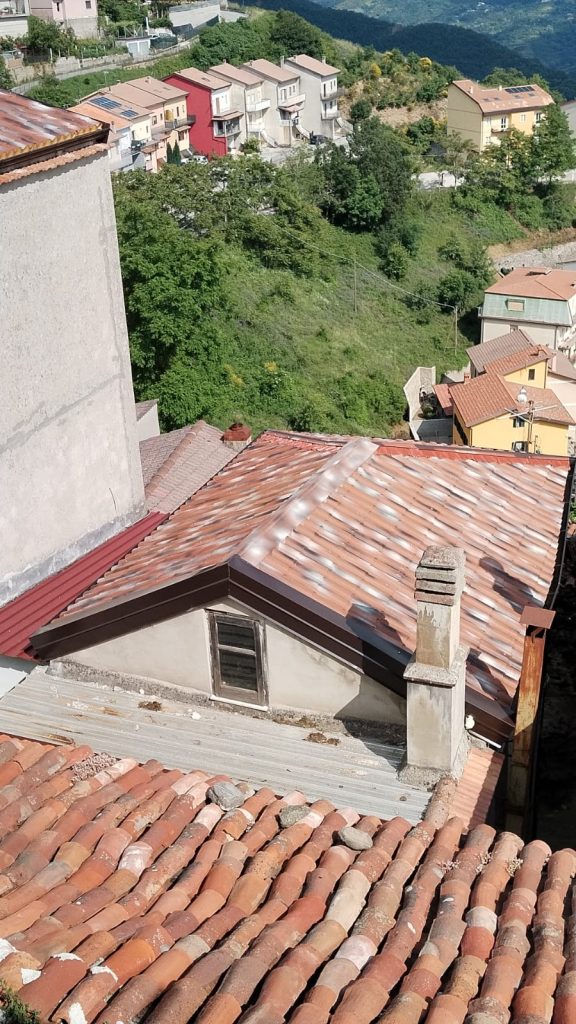 Casa indipendente nel centro storico (via Racioppi, 1 – 3)