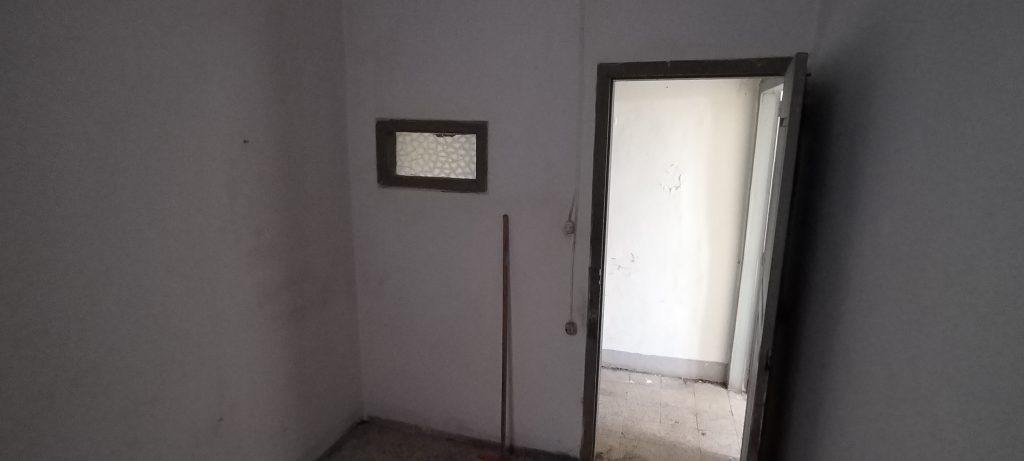 Casa indipendente nel centro storico (via Racioppi, 1 – 3)